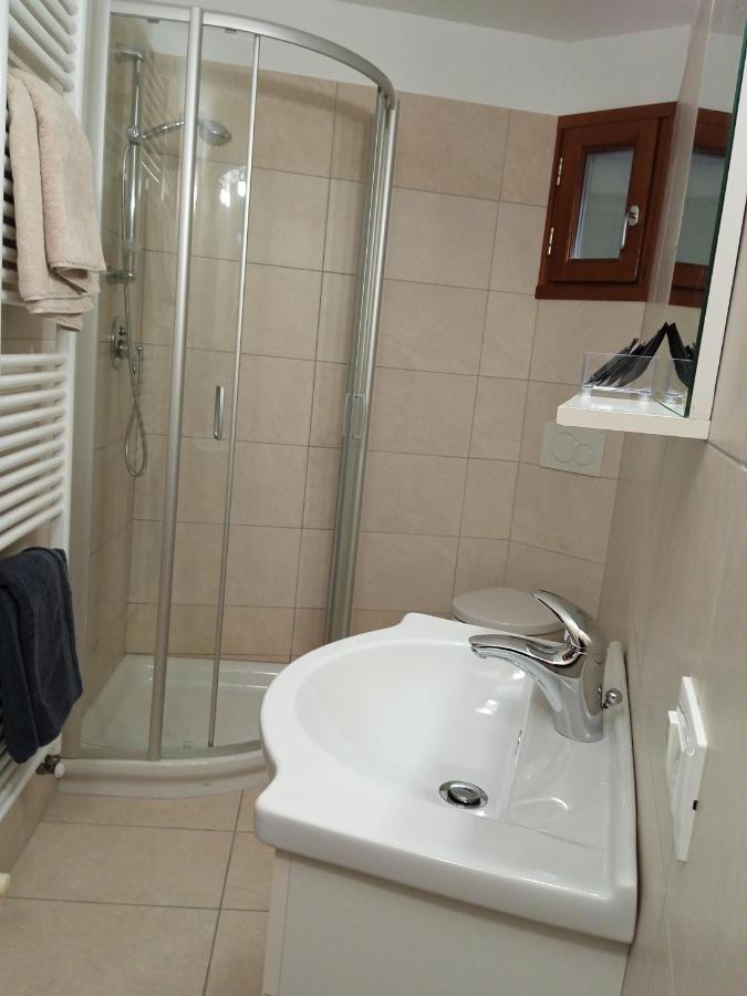 Casa Elisa Affittacamere Armeno Extérieur photo
