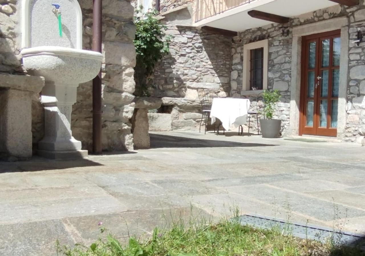 Casa Elisa Affittacamere Armeno Extérieur photo