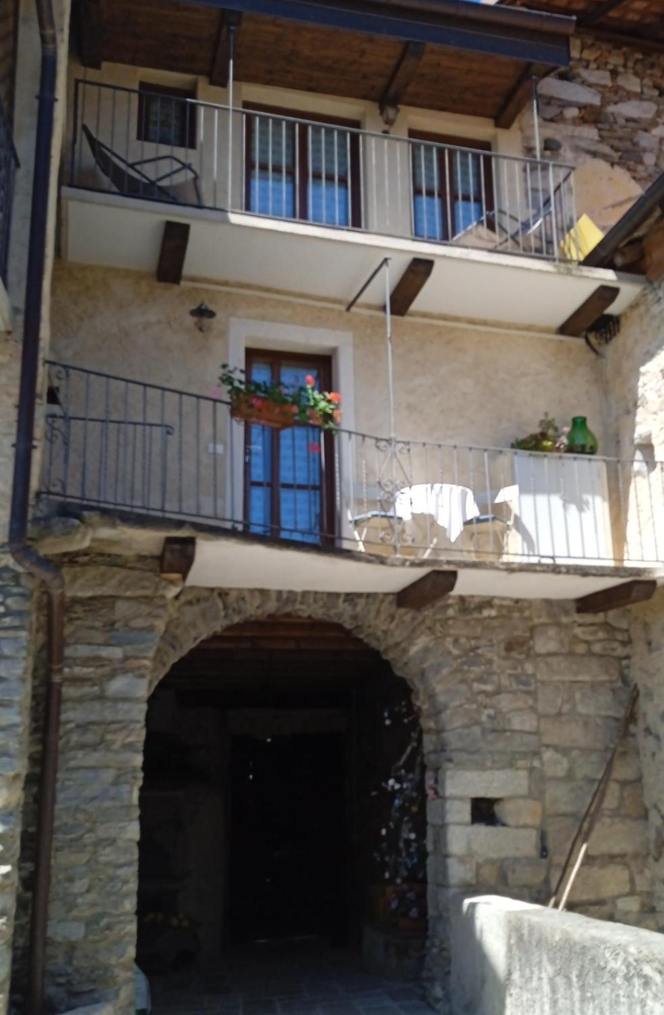Casa Elisa Affittacamere Armeno Extérieur photo